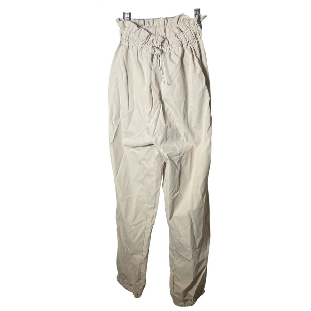 Adjustable waist hugger pants